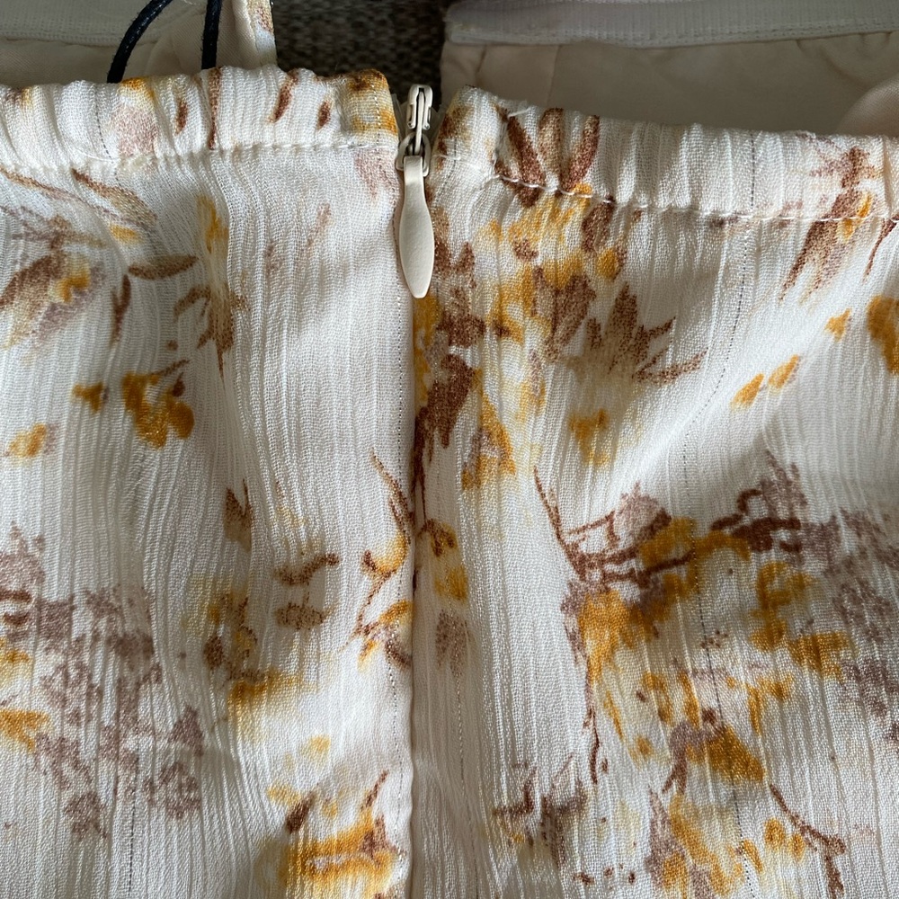 Cider Floral Dress - Picture 4 of 4